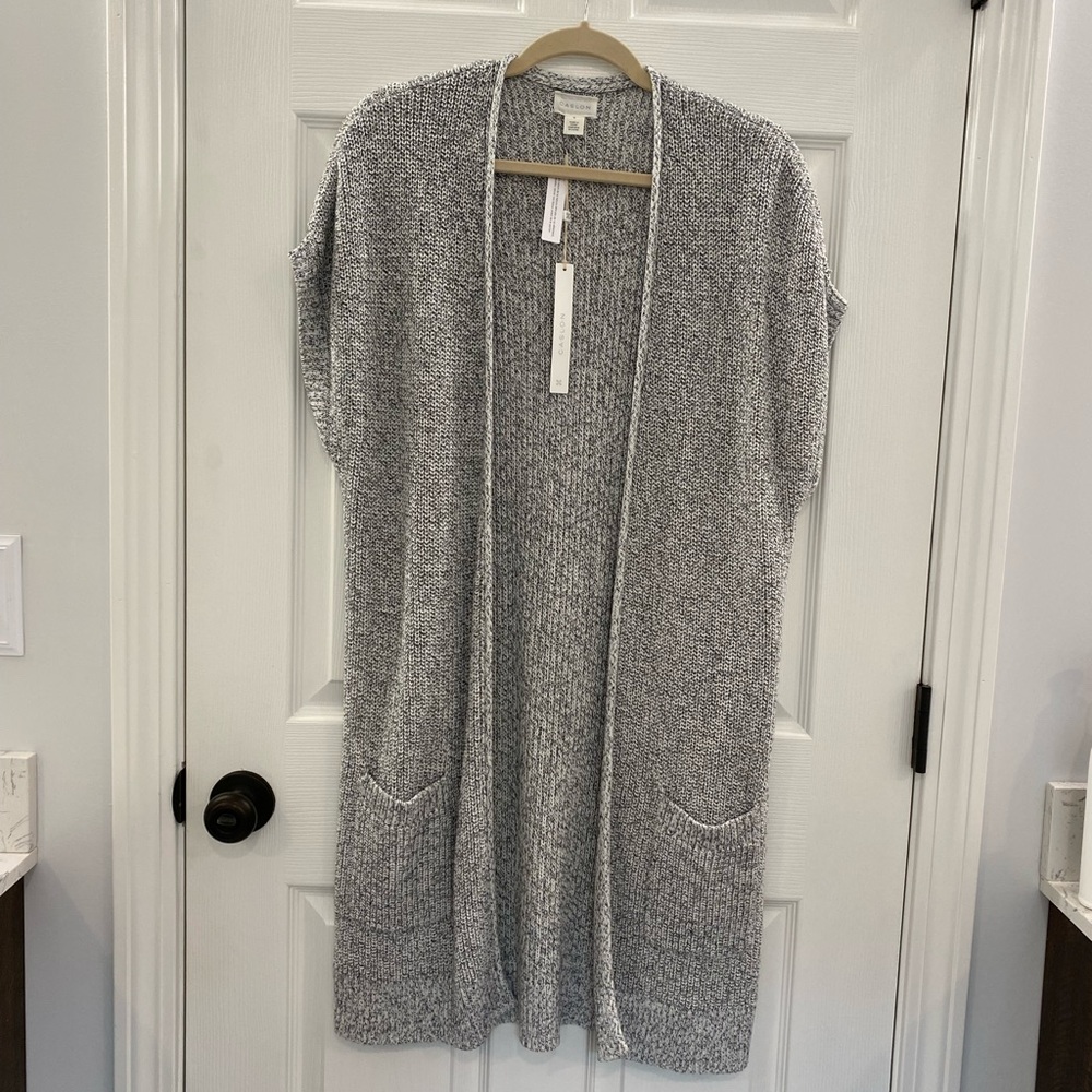 NWT CASLON Gilet Short sleeve sweater cardigan Size Medium White Black Marled